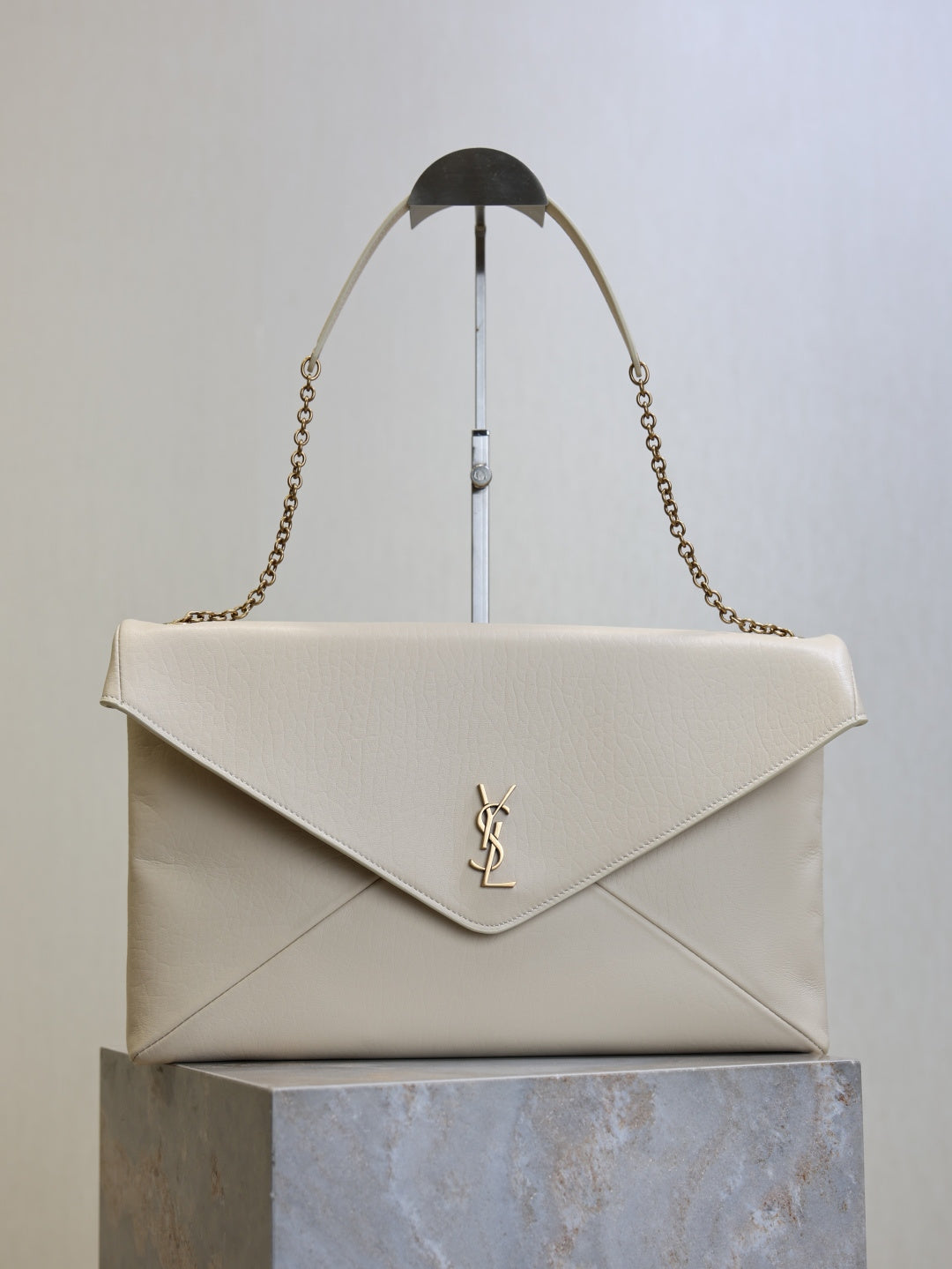 Oversized Envelope Chain Clutch – Premium Soft Lambskin Style Bag