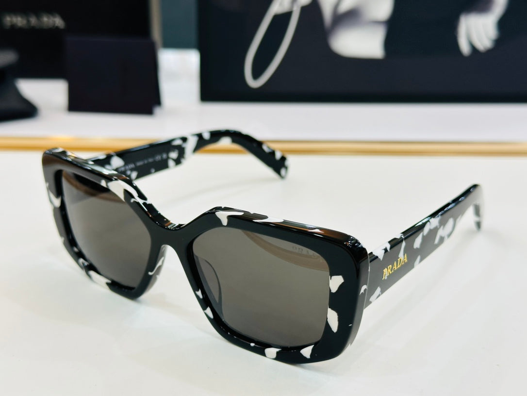 Premium Designer-Style Sunglasses – Modern Minimal Luxury Eyewear