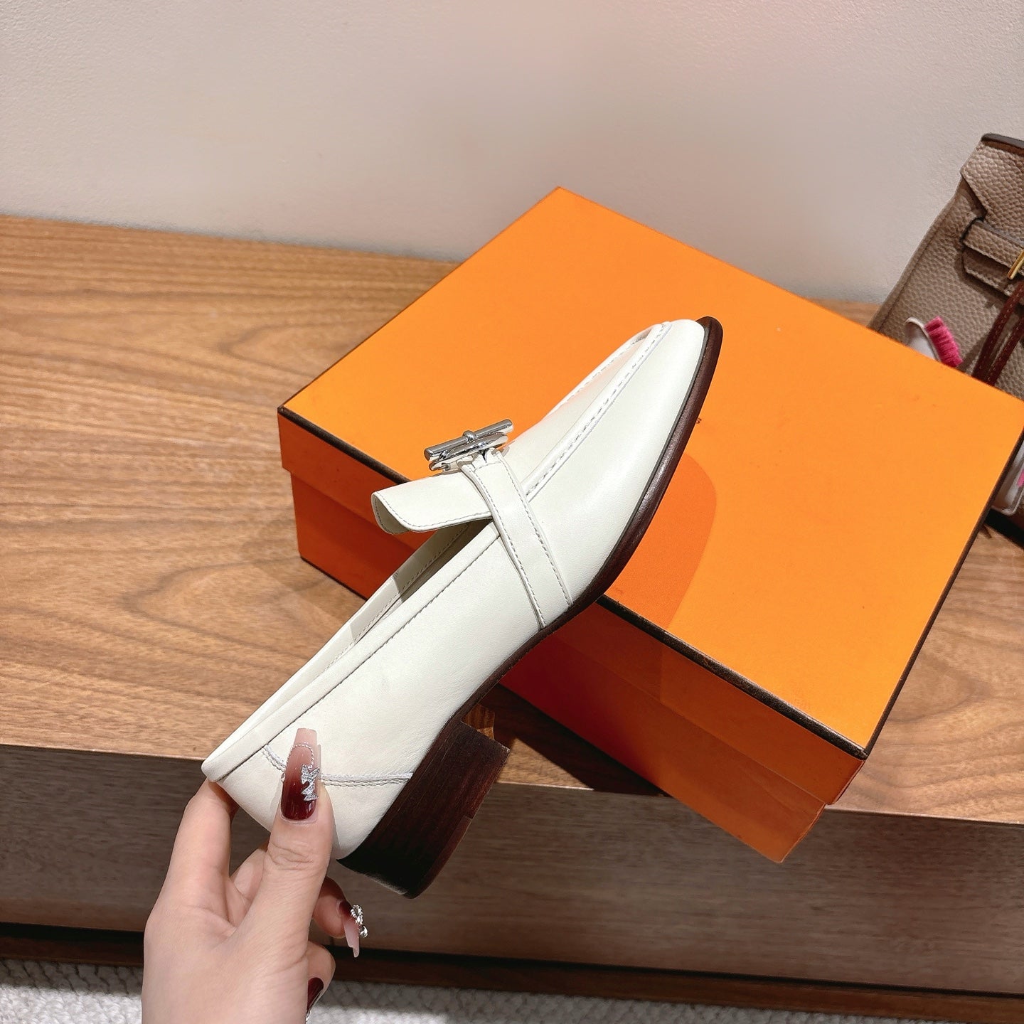 Premium Leather Flat Loafers – Elegant Color Block Comfort Shoes