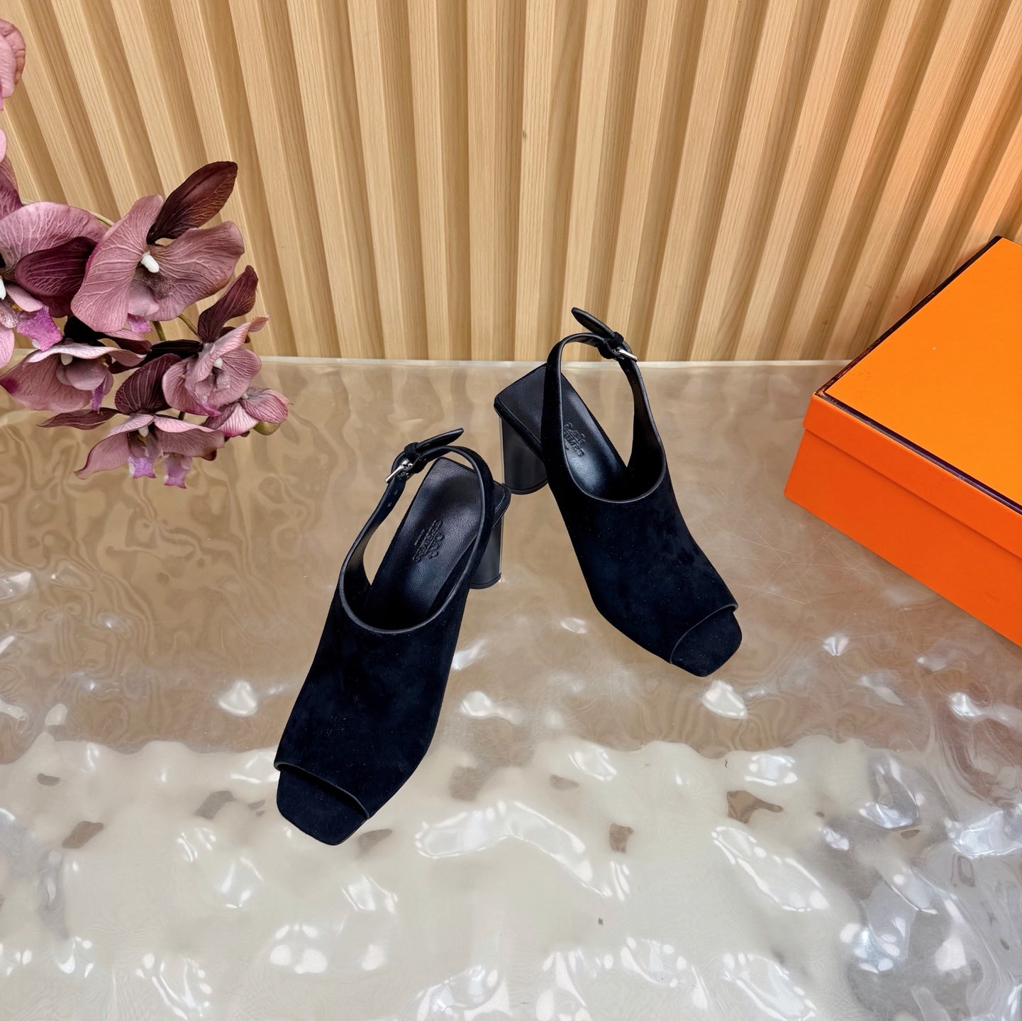 Retro Minimal Block Heel Sandals – Premium 7cm Elegant Designer Heels
