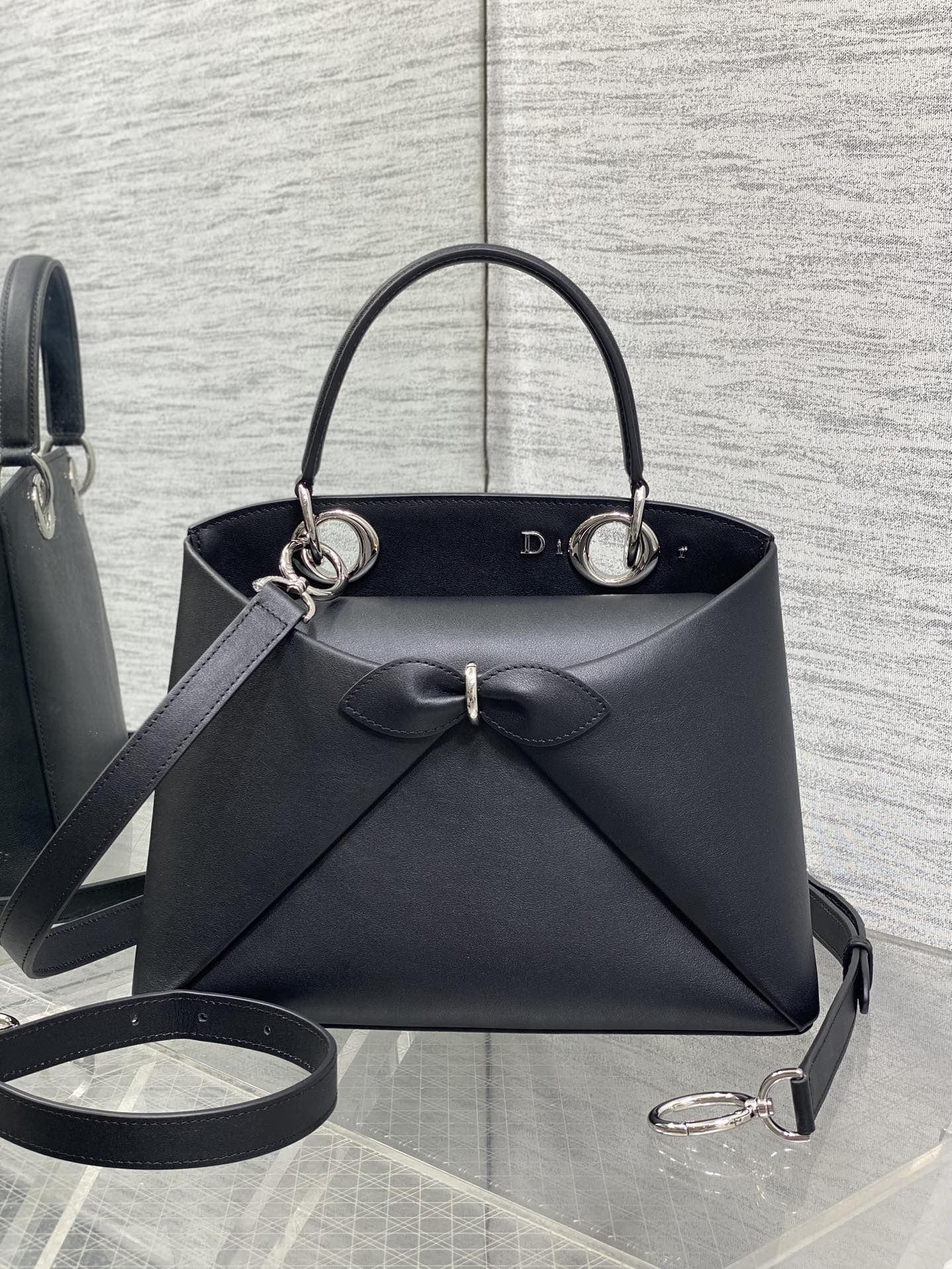 Bow Accent Shoulder Bag – Premium Elegant Handbag