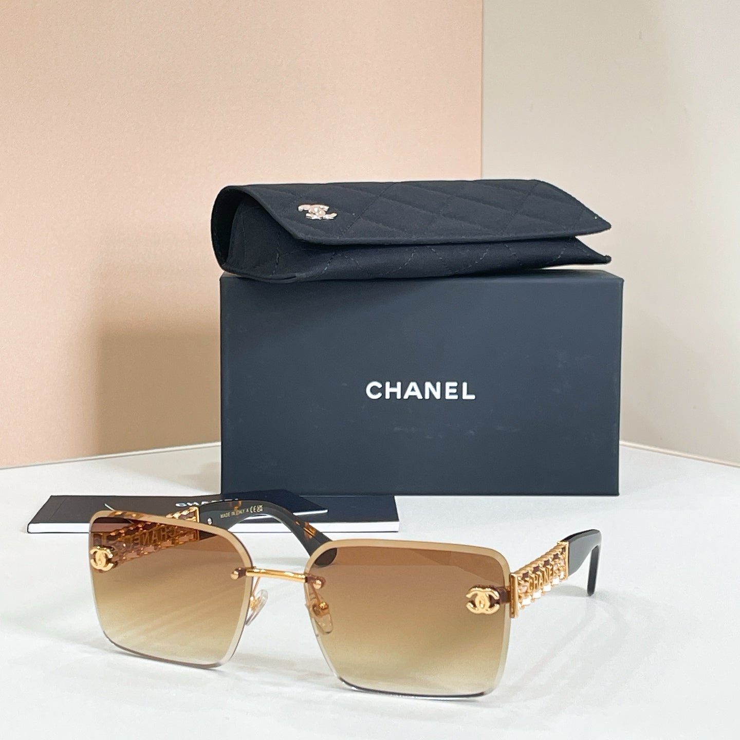 Premium Oversized Fashion Sunglasses – Modern Luxury Eyewear